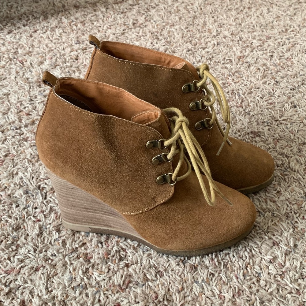 Steve Madden Suede Wedge Booties - Tan